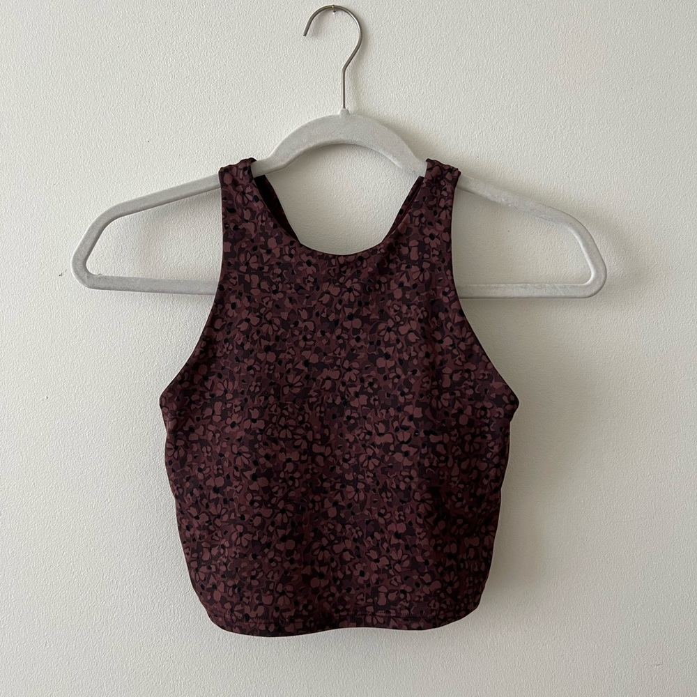 Athleta Conscious Crop Top